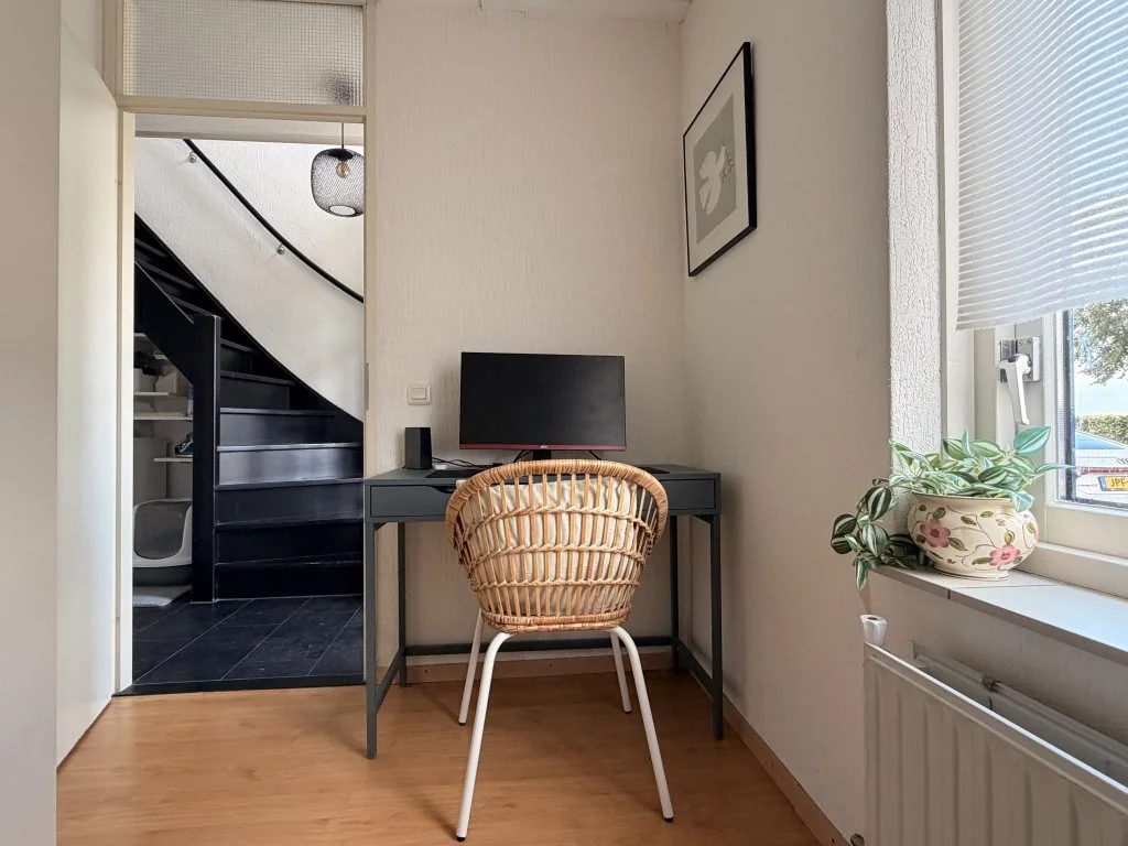 geblurde versie van de foto als achtergrond
