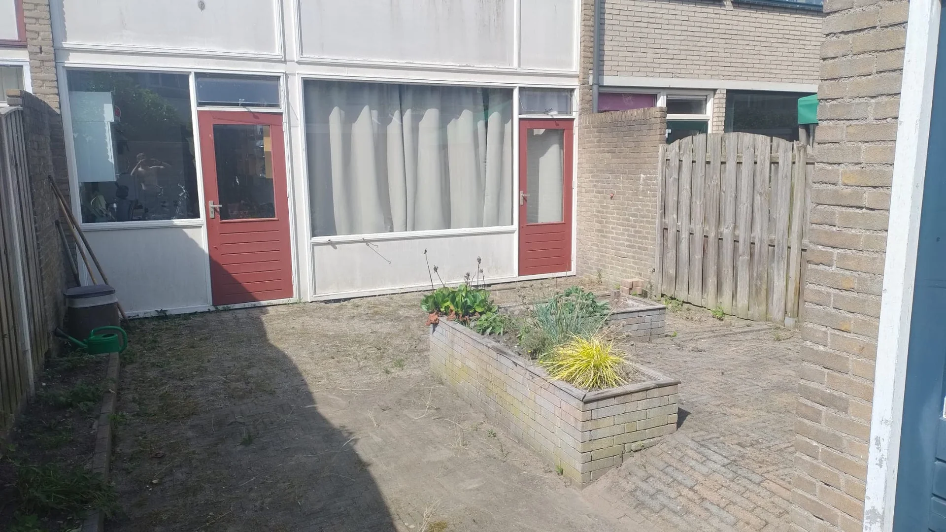 geblurde versie van de foto als achtergrond