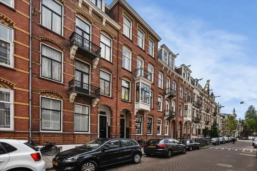 Foto van de Appartement gelegen aan de Van Eeghenstraat in Amsterdam