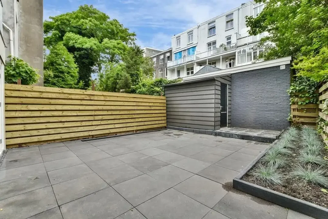 Foto van de Appartement gelegen aan de Van Eeghenstraat in Amsterdam
