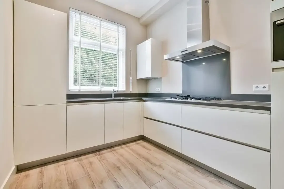 Foto van de Appartement gelegen aan de Van Eeghenstraat in Amsterdam