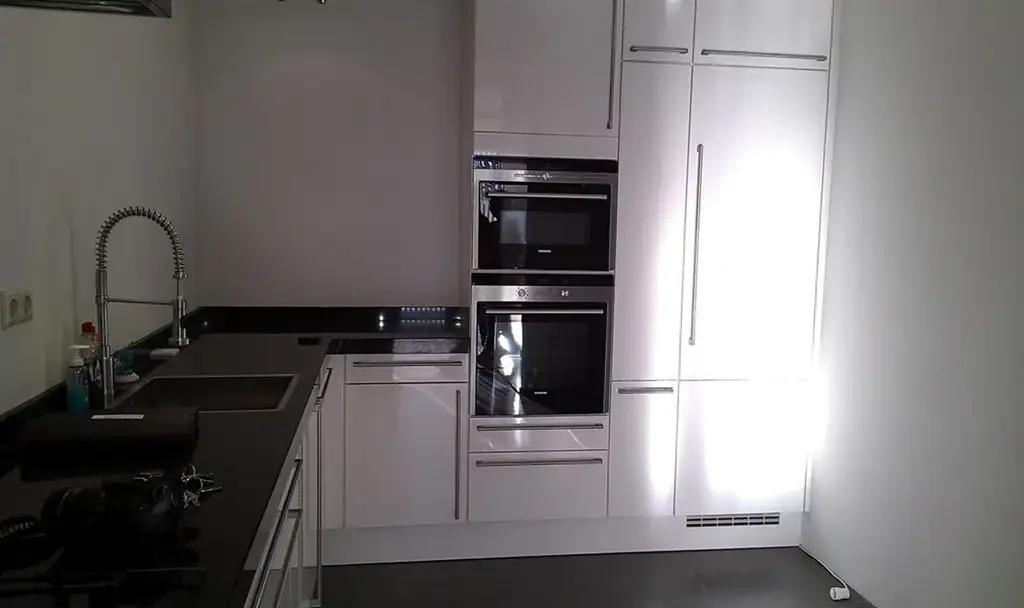 geblurde versie van de foto als achtergrond