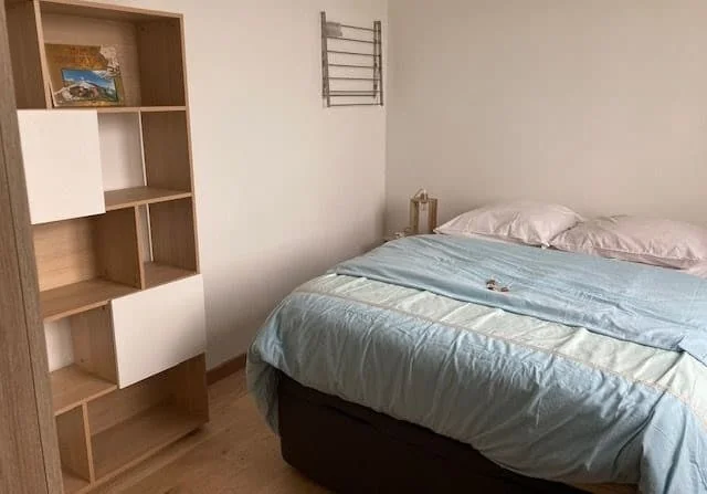 Foto van de Kamer gelegen aan de Van Lenneplaan in Groningen