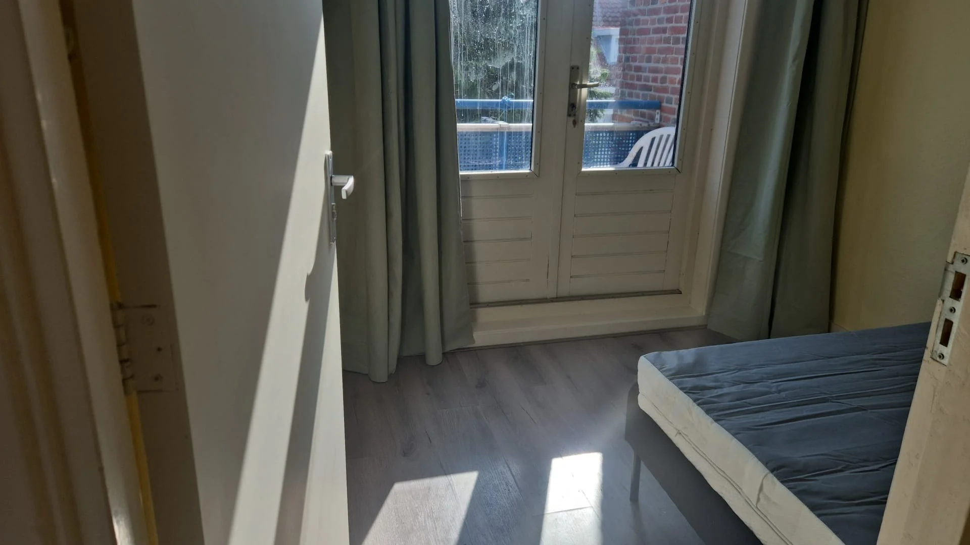 Foto van de Kamer gelegen aan de Van Zeggelenlaan in Den Haag
