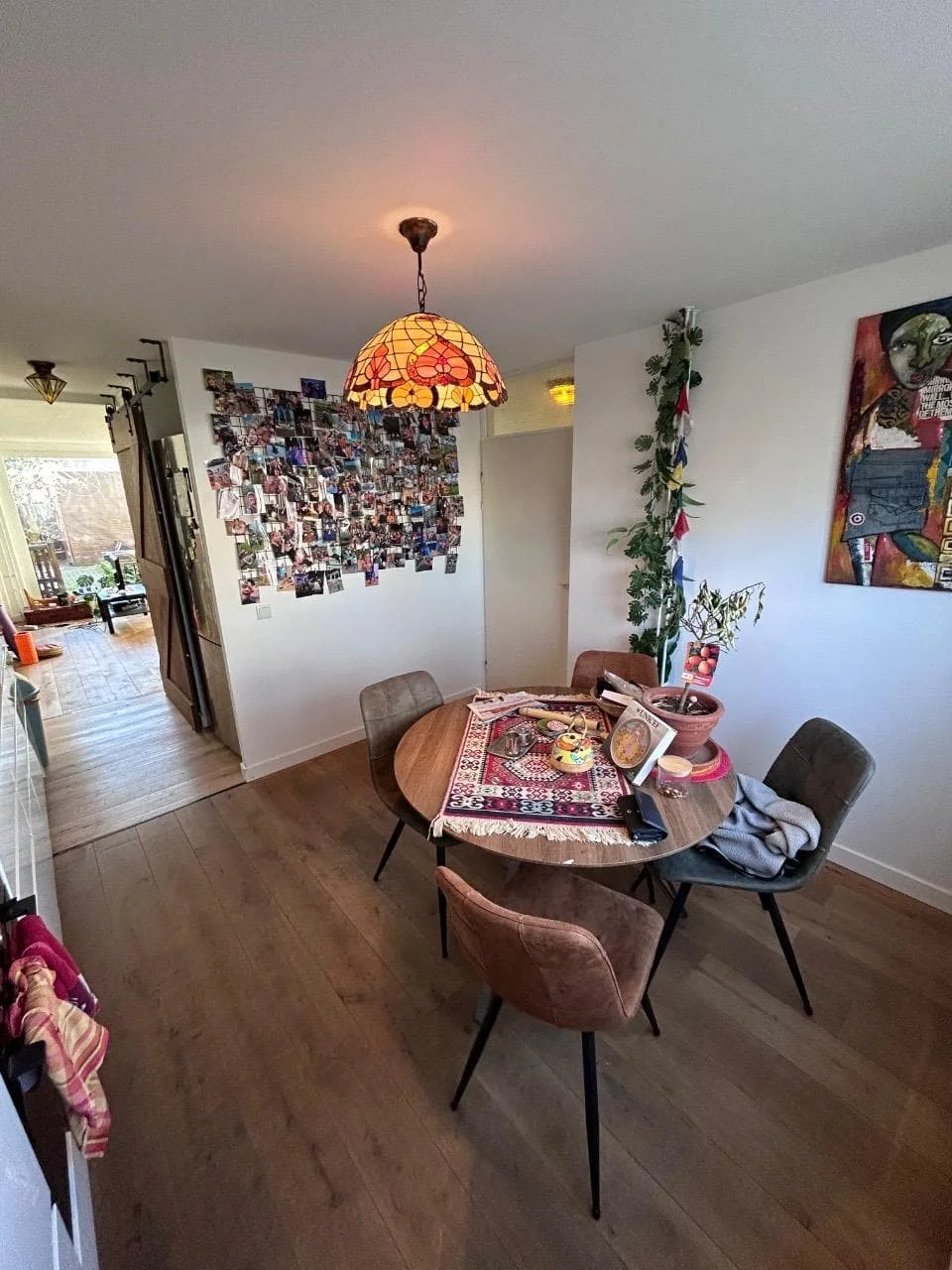 geblurde versie van de foto als achtergrond