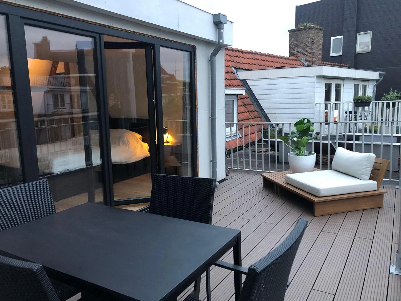 geblurde versie van de foto als achtergrond