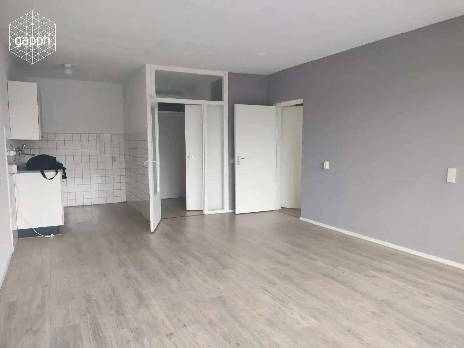 geblurde versie van de foto als achtergrond