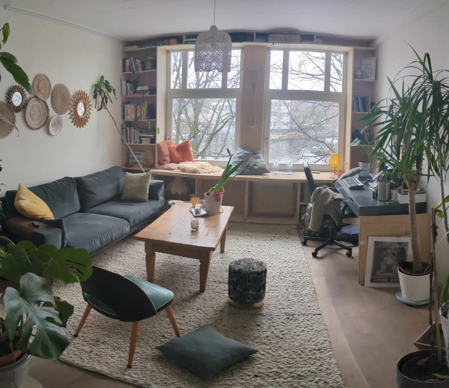 geblurde versie van de foto als achtergrond