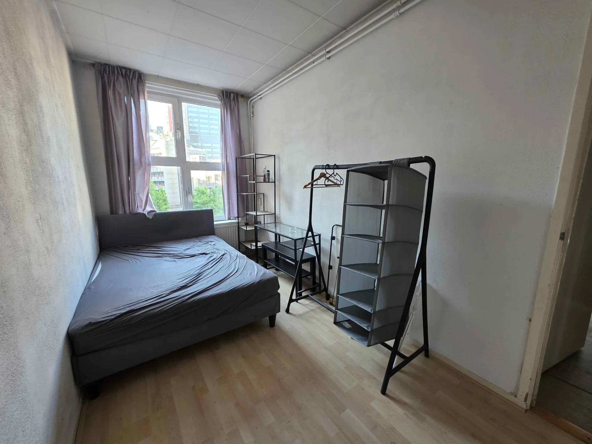 Foto van de Kamer gelegen aan de Schilderstraat in Rotterdam
