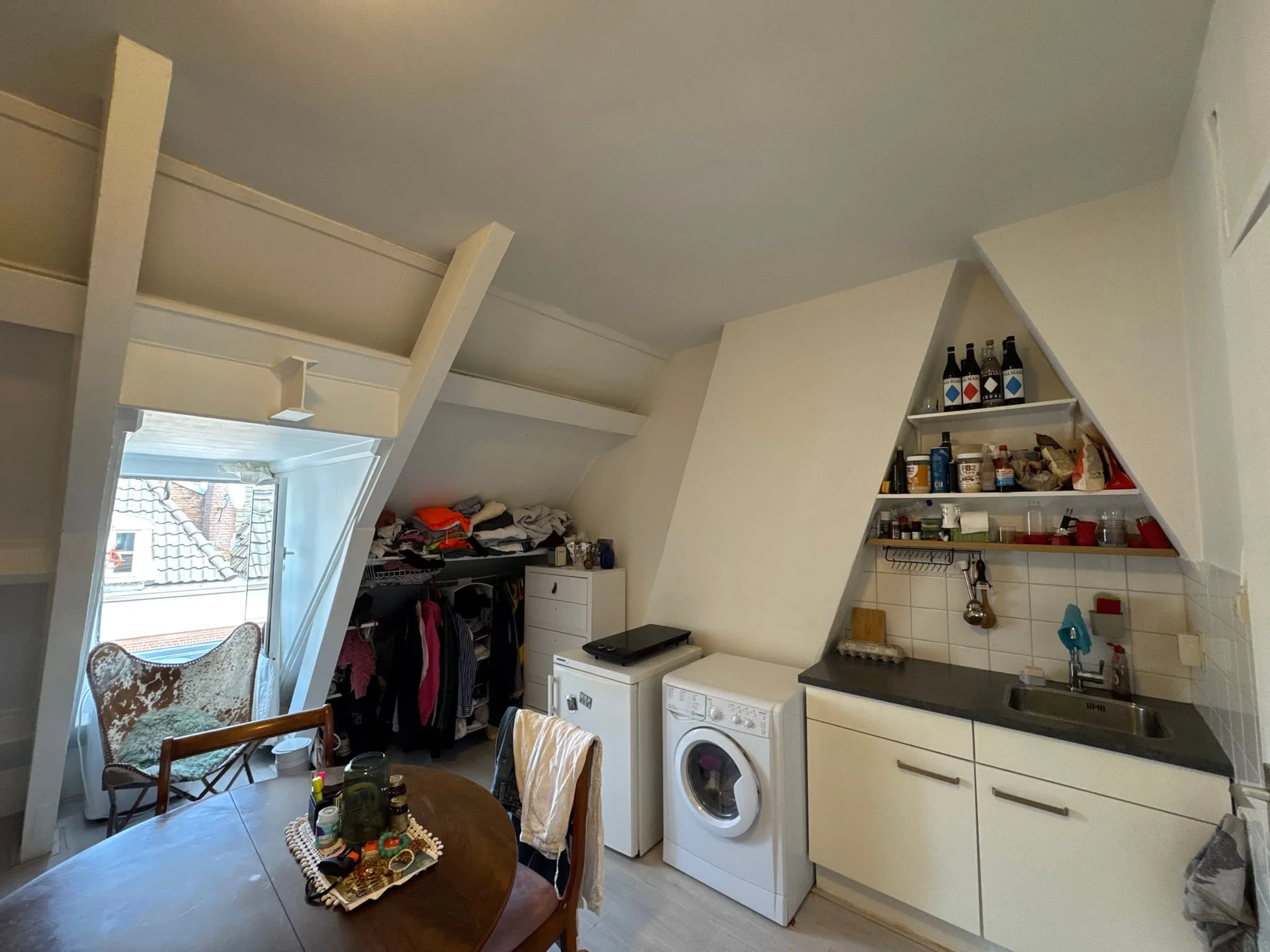 Foto van de Studio gelegen aan de Lange Leidsedwarsstraat in Amsterdam