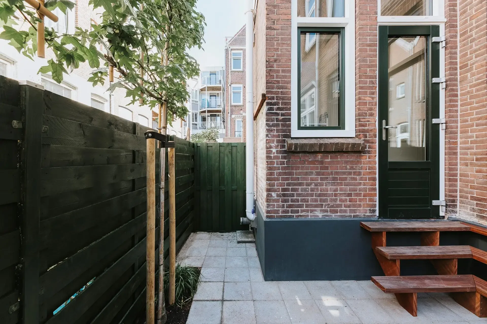 geblurde versie van de foto als achtergrond