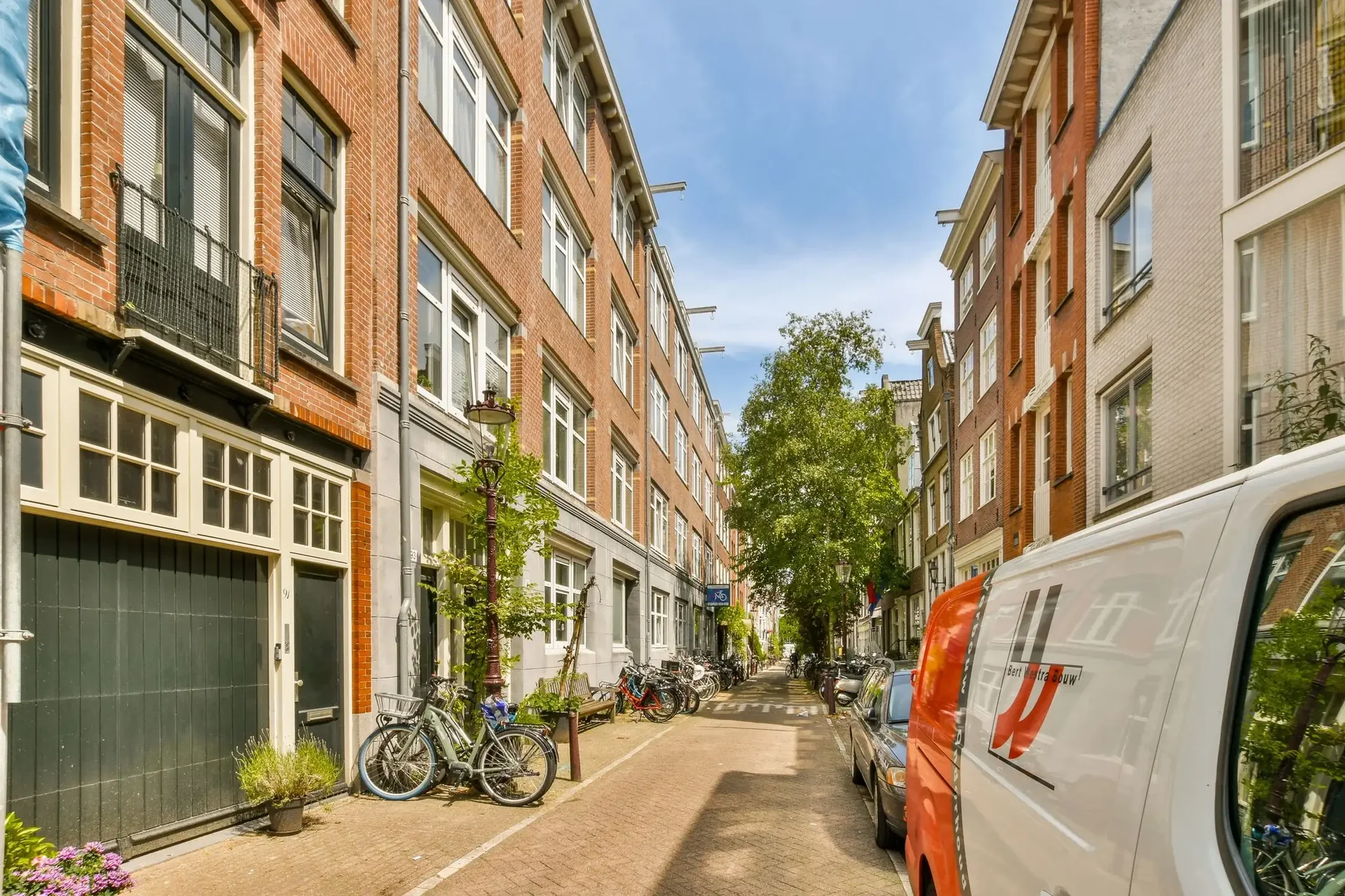 Foto van de Appartement gelegen aan de Utrechtsedwarsstraat in Amsterdam