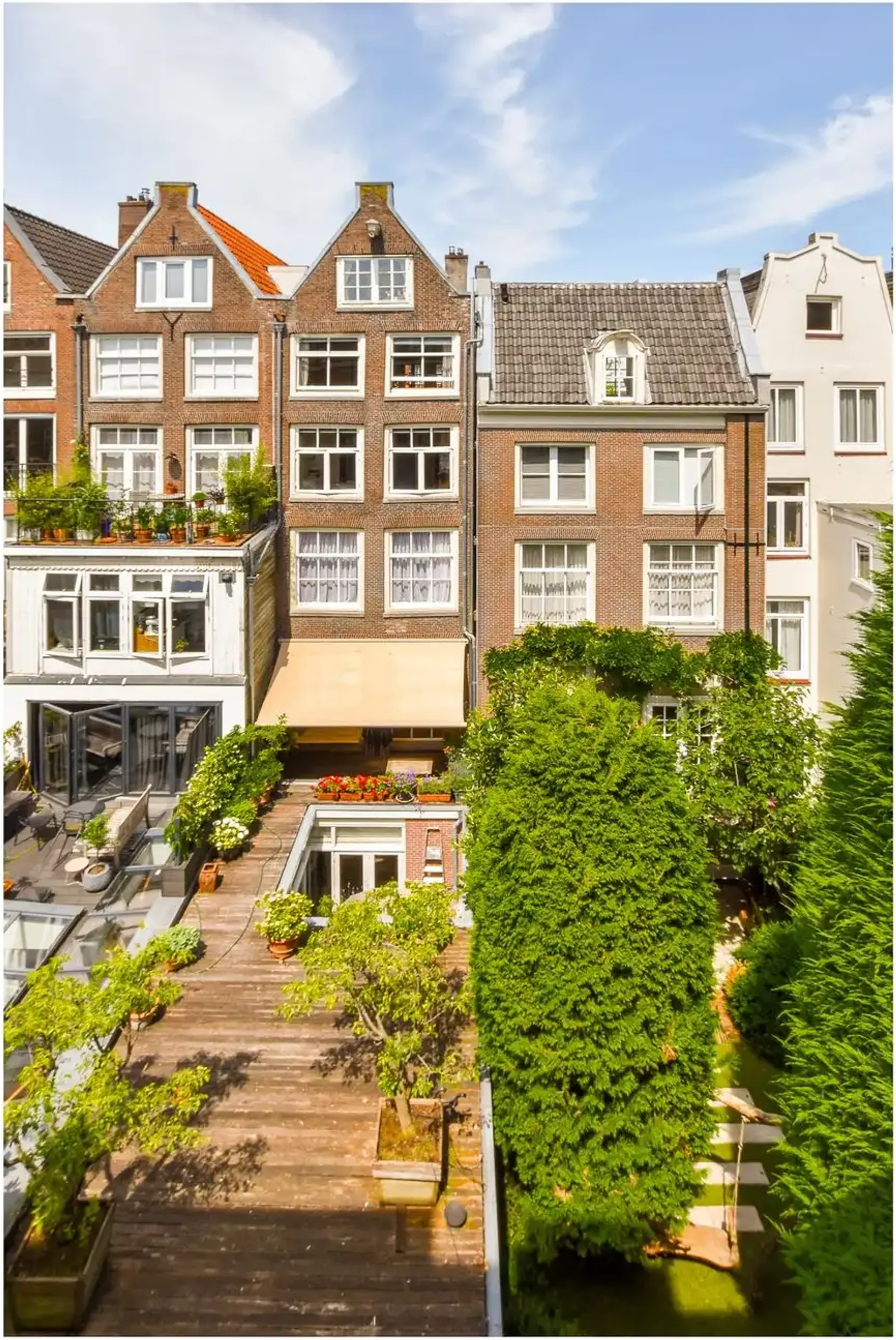 Foto van de Appartement gelegen aan de Utrechtsedwarsstraat in Amsterdam