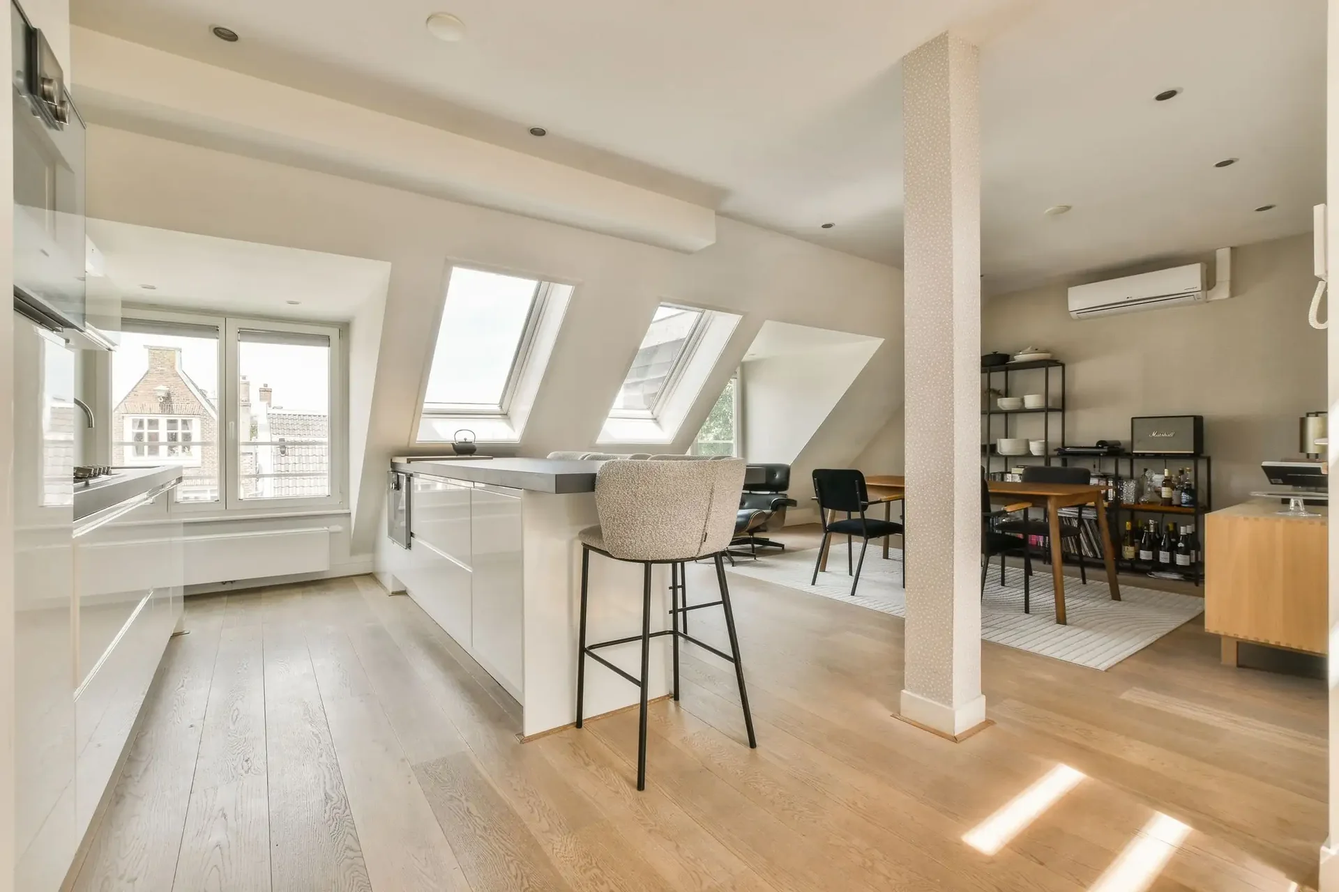 Foto van de Appartement gelegen aan de Utrechtsedwarsstraat in Amsterdam
