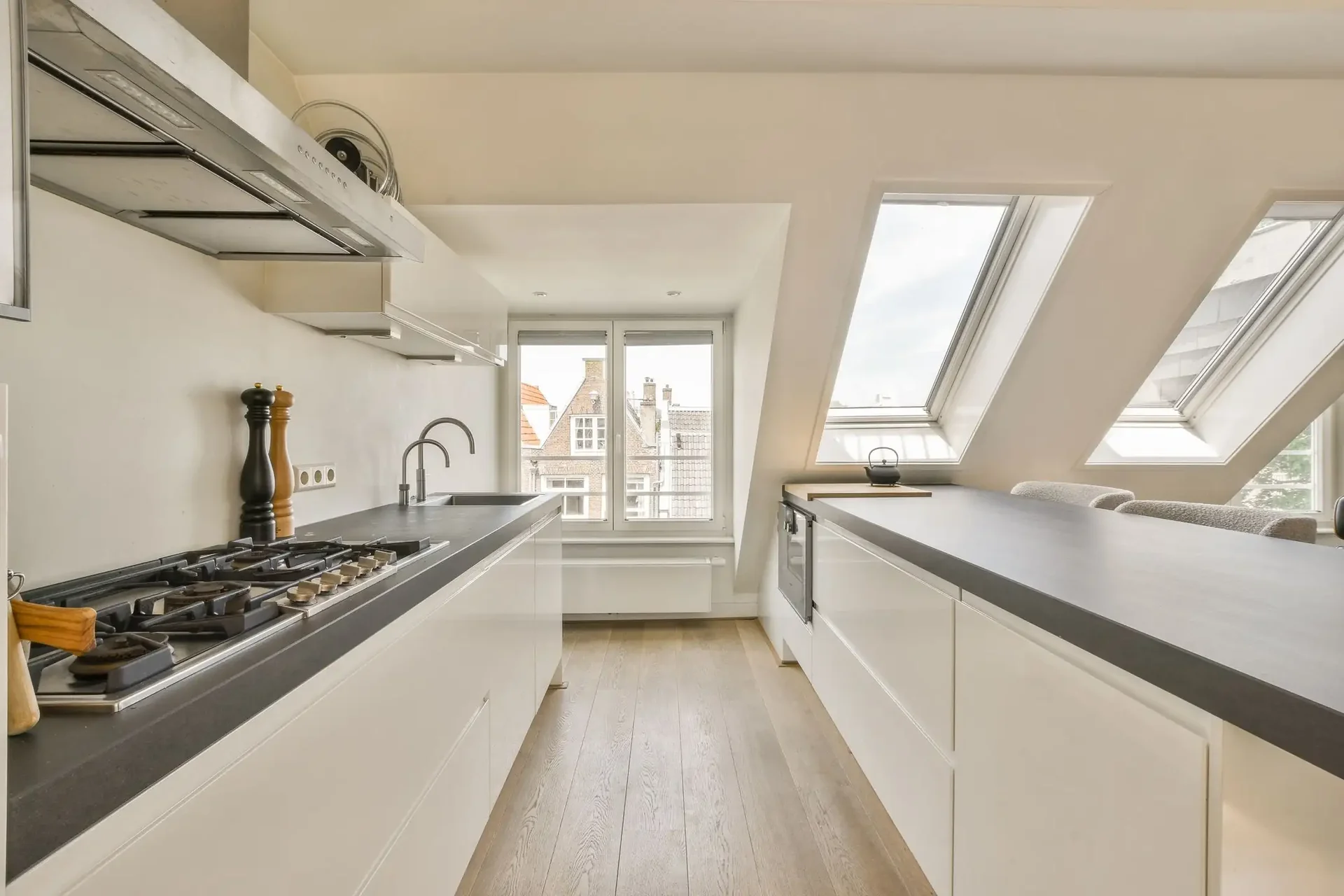 Foto van de Appartement gelegen aan de Utrechtsedwarsstraat in Amsterdam