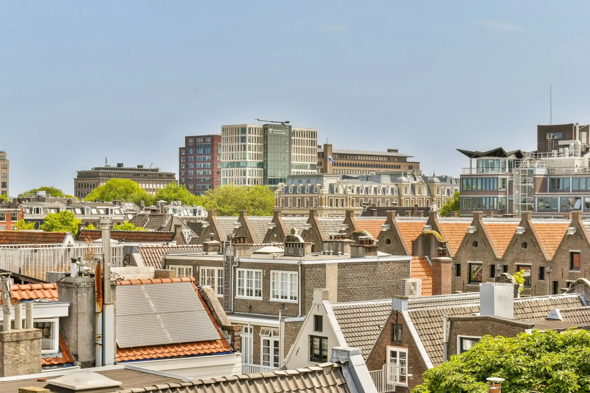 Foto van de Appartement gelegen aan de Utrechtsedwarsstraat in Amsterdam