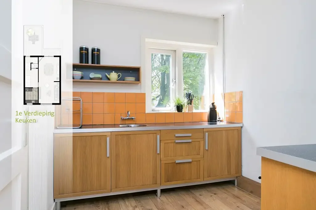 geblurde versie van de foto als achtergrond