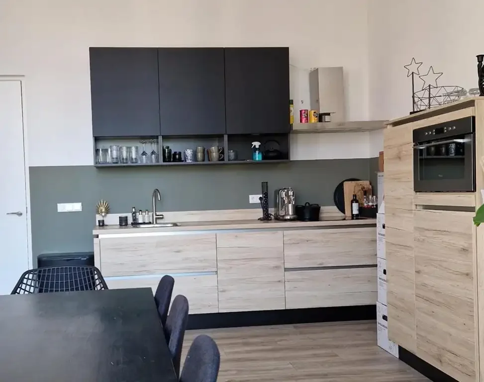 geblurde versie van de foto als achtergrond