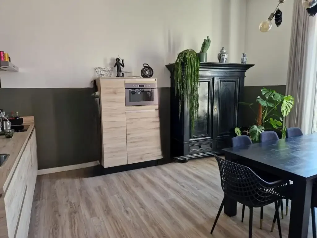 geblurde versie van de foto als achtergrond