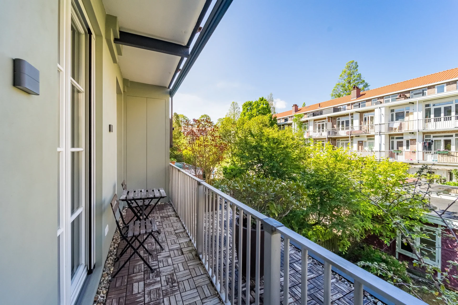 Foto van de Appartement gelegen aan de Woestduinstraat in Amsterdam