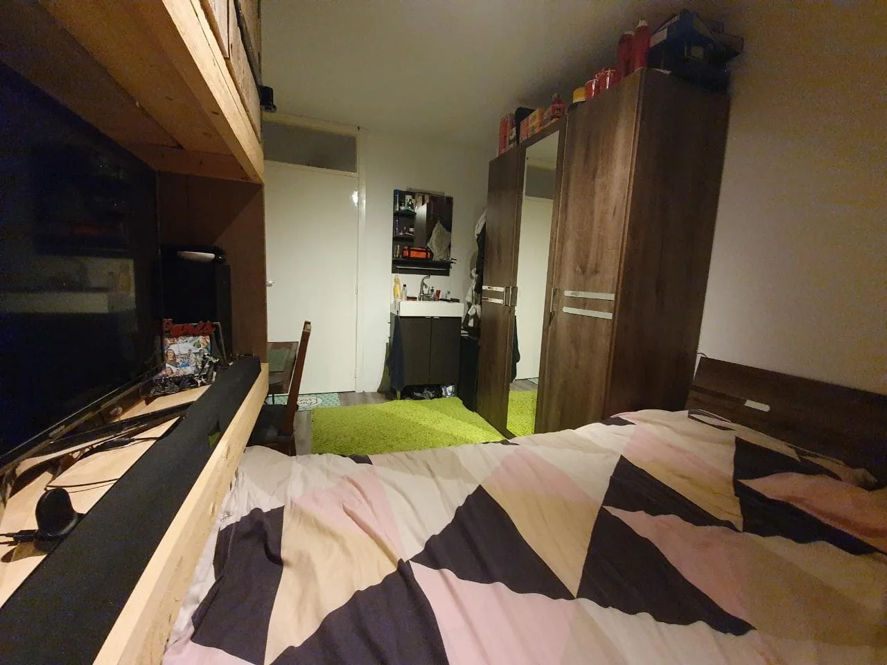 geblurde versie van de foto als achtergrond