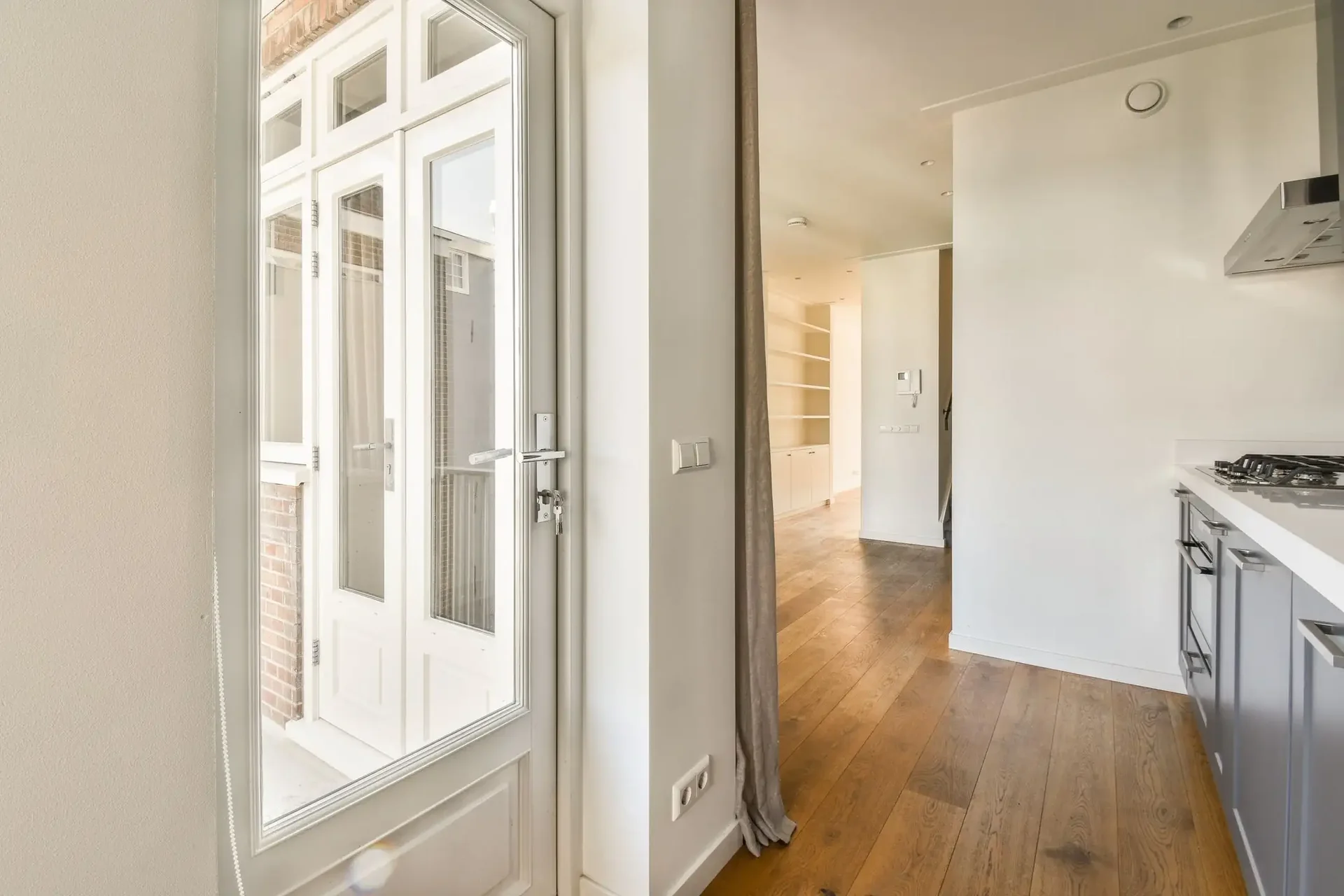 geblurde versie van de foto als achtergrond