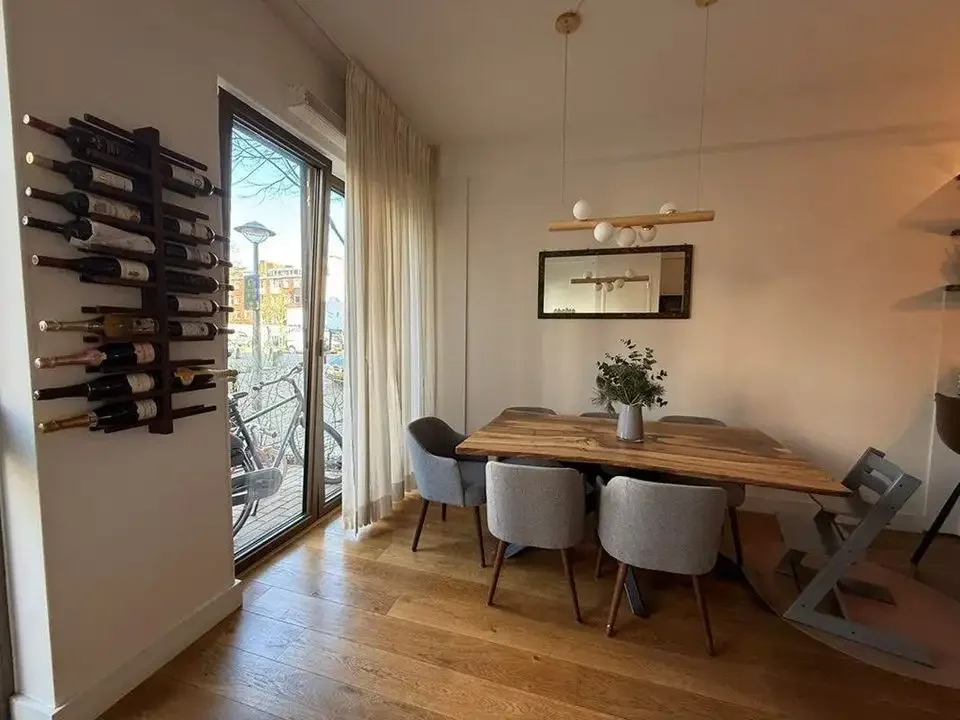 Foto van de Appartement gelegen aan de President Kennedyplantsoen in Amsterdam