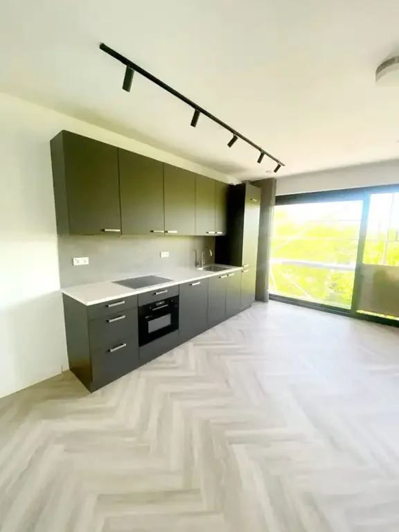 Foto van de Appartement gelegen aan de Hoofdweg in Hoofddorp