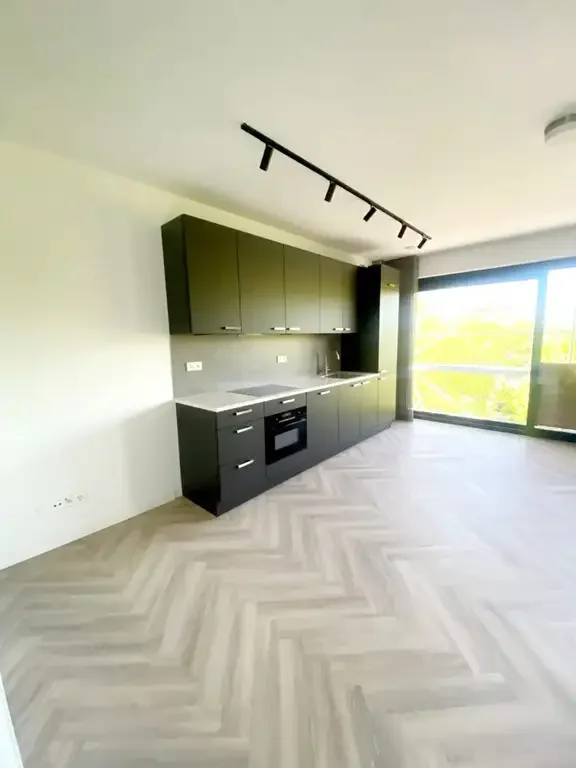 Foto van de Appartement gelegen aan de Hoofdweg in Hoofddorp