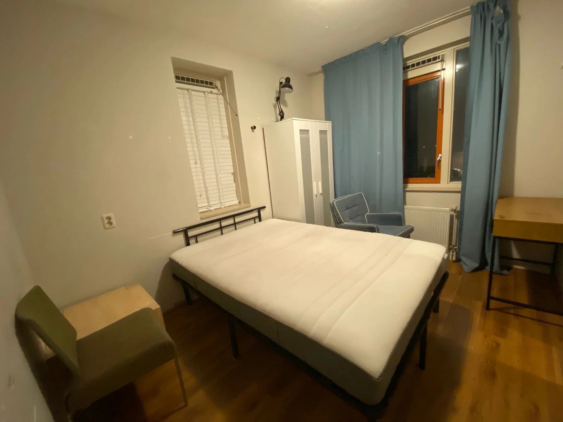Foto van de Kamer gelegen aan de Van Limburg Stirumlaan in Hillegom