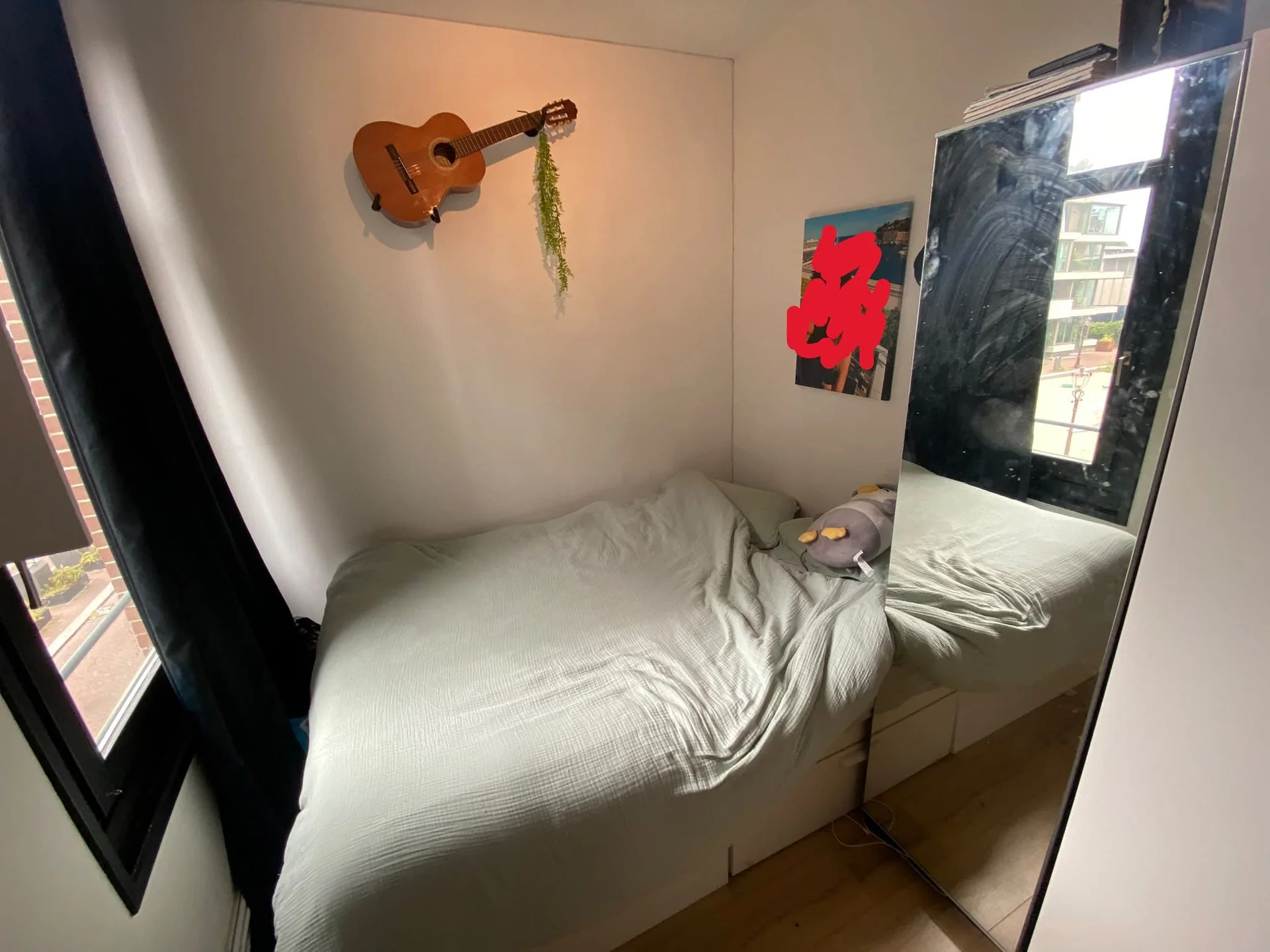 Foto van de Kamer gelegen aan de Marnixstraat in Amsterdam