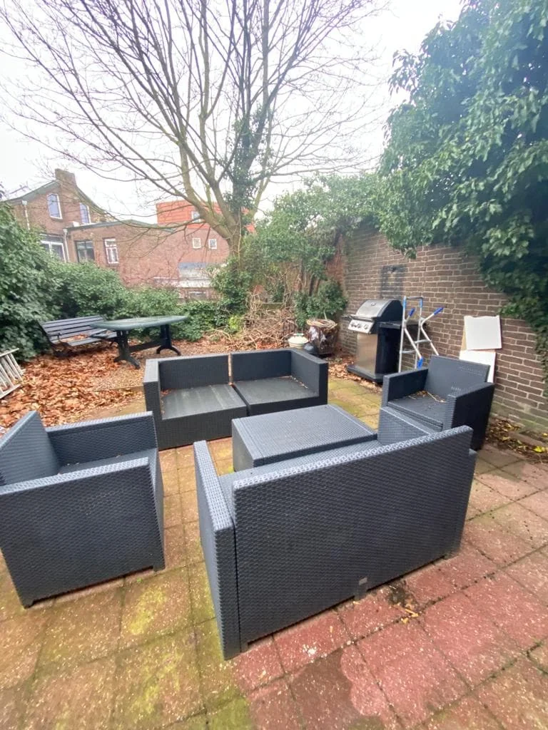 geblurde versie van de foto als achtergrond