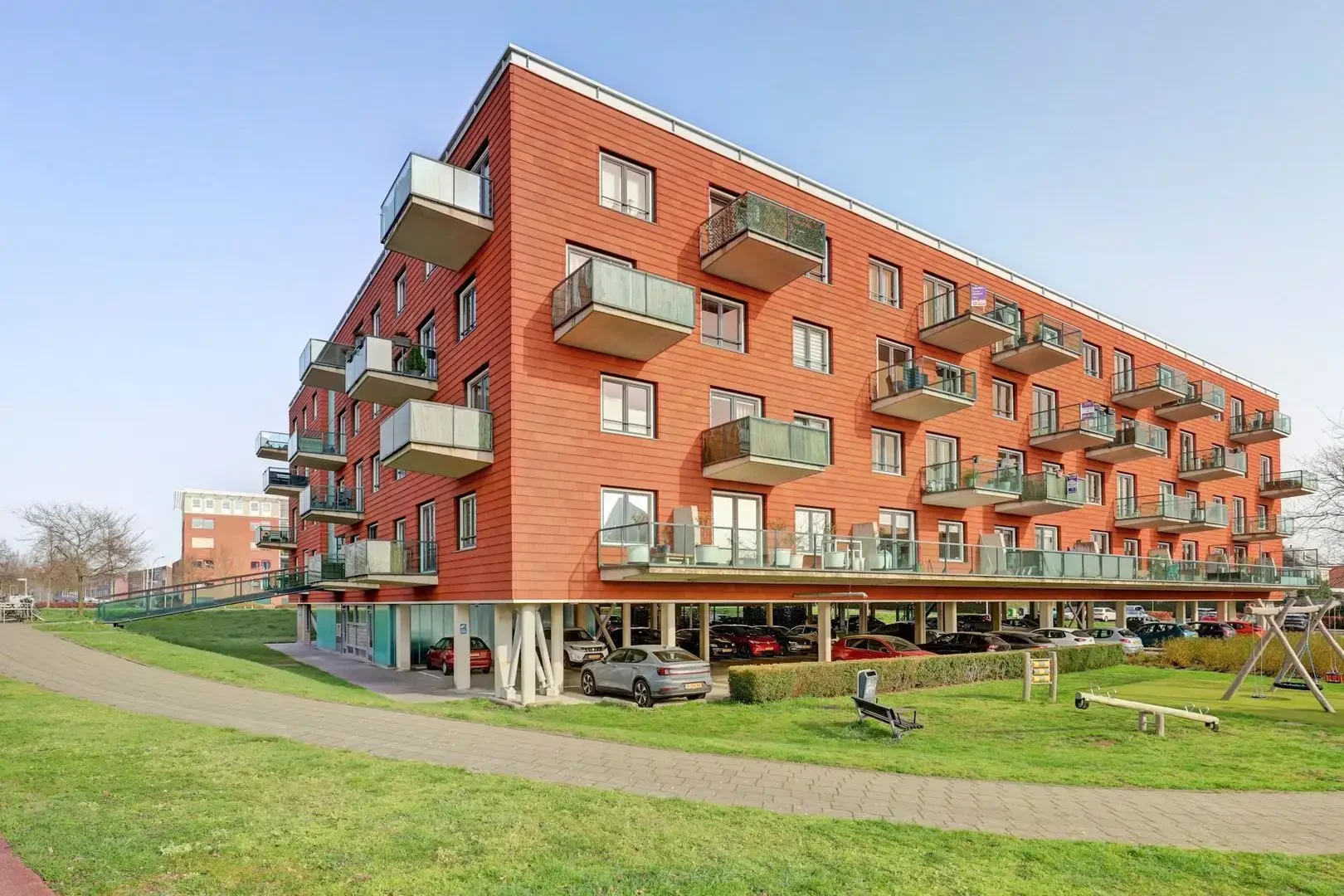 geblurde versie van de foto als achtergrond