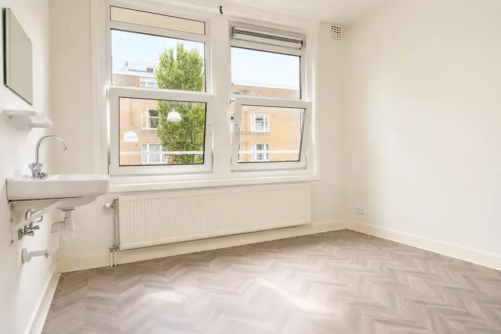 Foto van de Appartement gelegen aan de Admiraal De Ruijterweg in Amsterdam