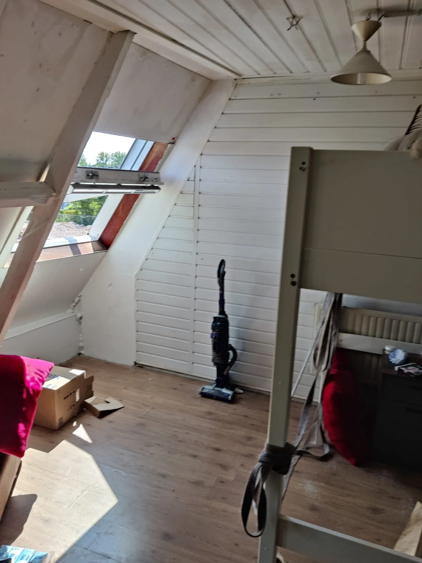 Foto van de Kamer gelegen aan de Helper Westsingel in Groningen