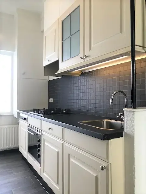 geblurde versie van de foto als achtergrond