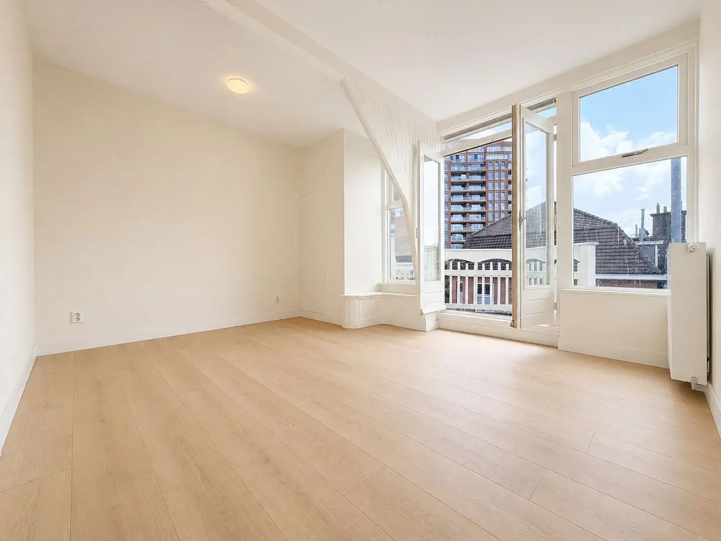 Foto van de Appartement gelegen aan de De Constant Rebecquestraat in Den Haag