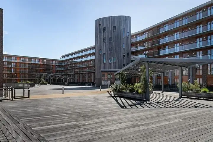 geblurde versie van de foto als achtergrond