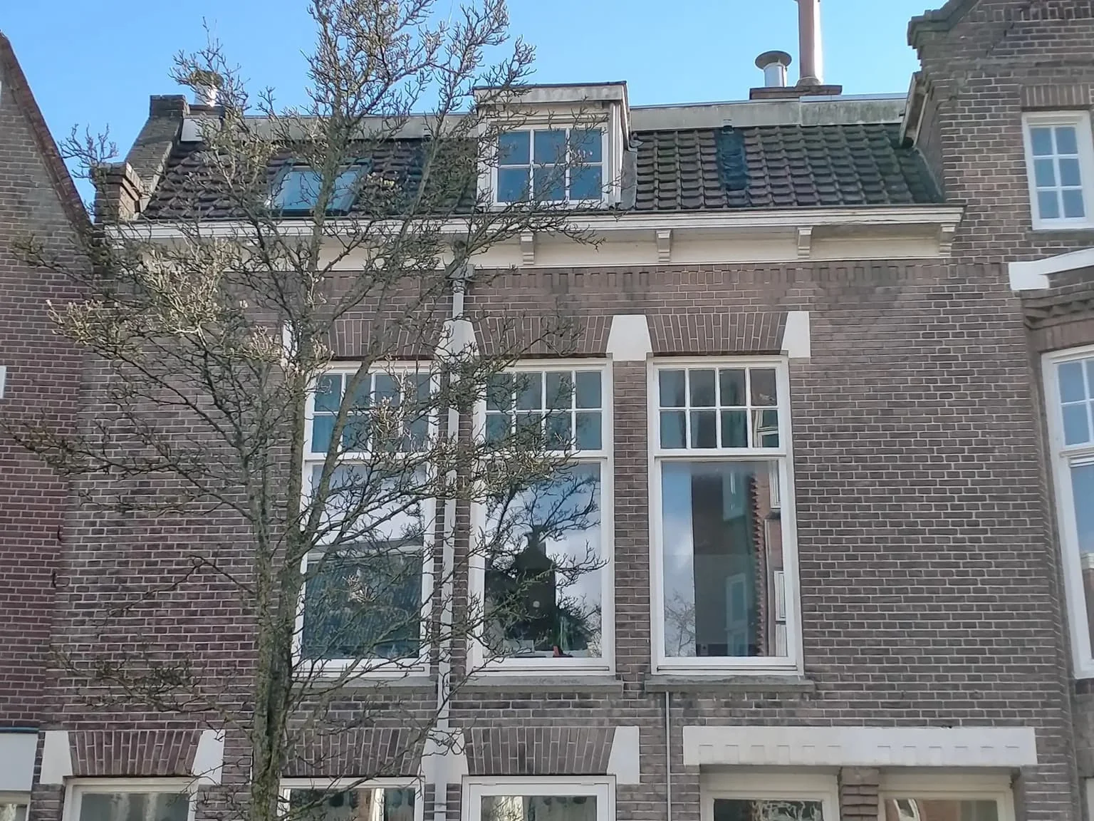 geblurde versie van de foto als achtergrond