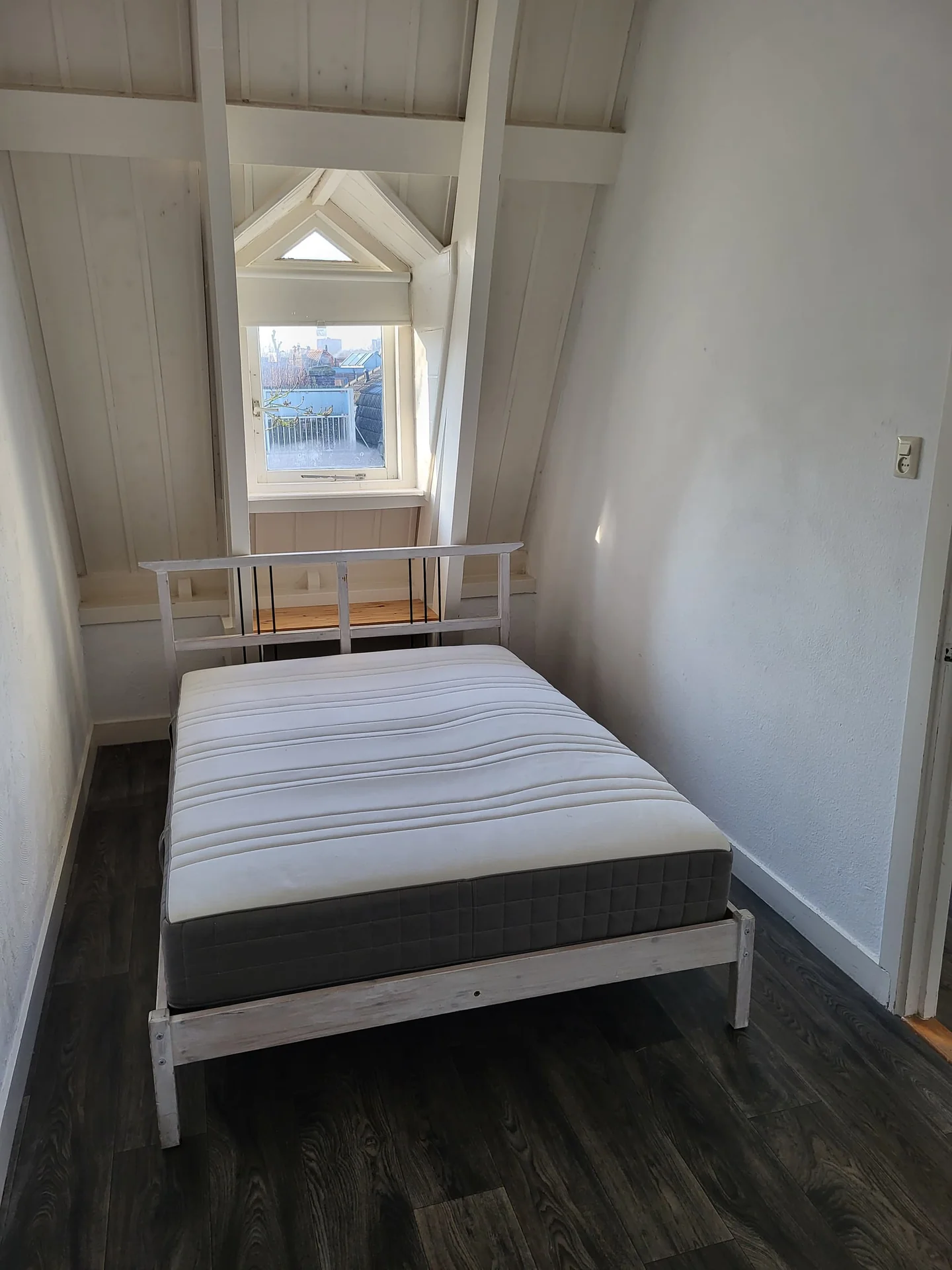 Foto van de Kamer gelegen aan de Westerhoutstraat in Haarlem