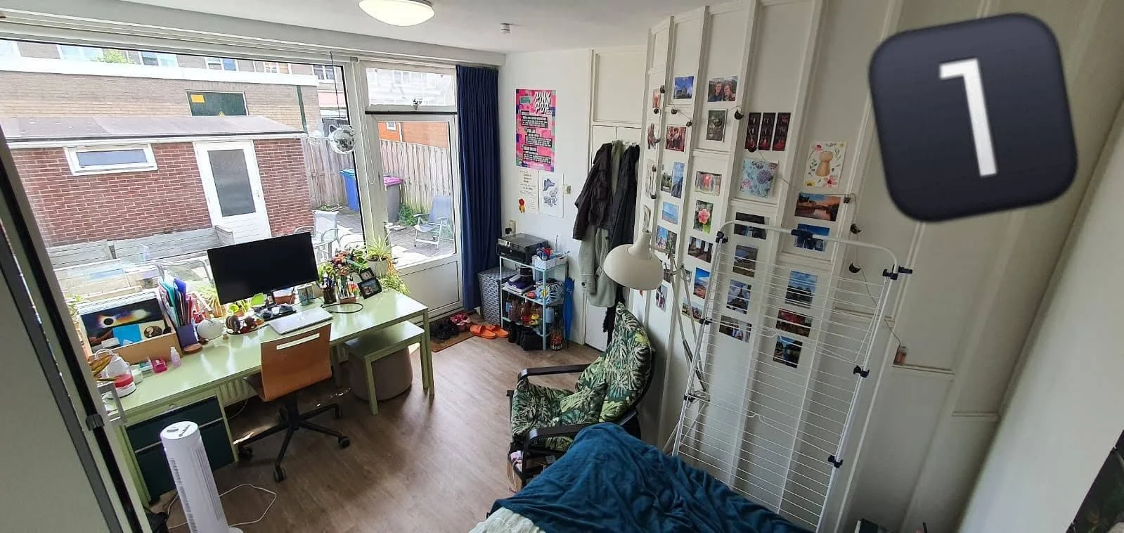 geblurde versie van de foto als achtergrond