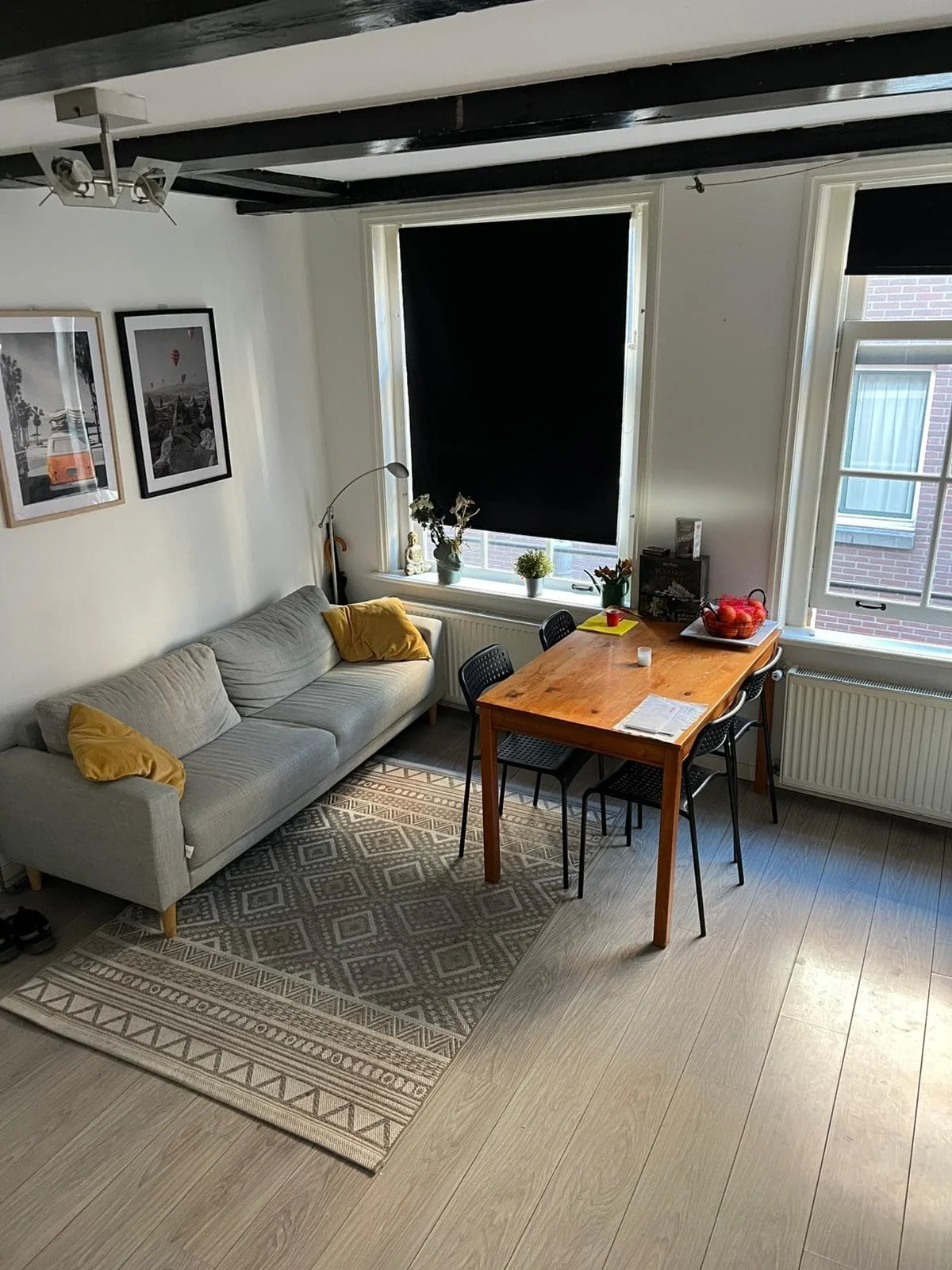geblurde versie van de foto als achtergrond
