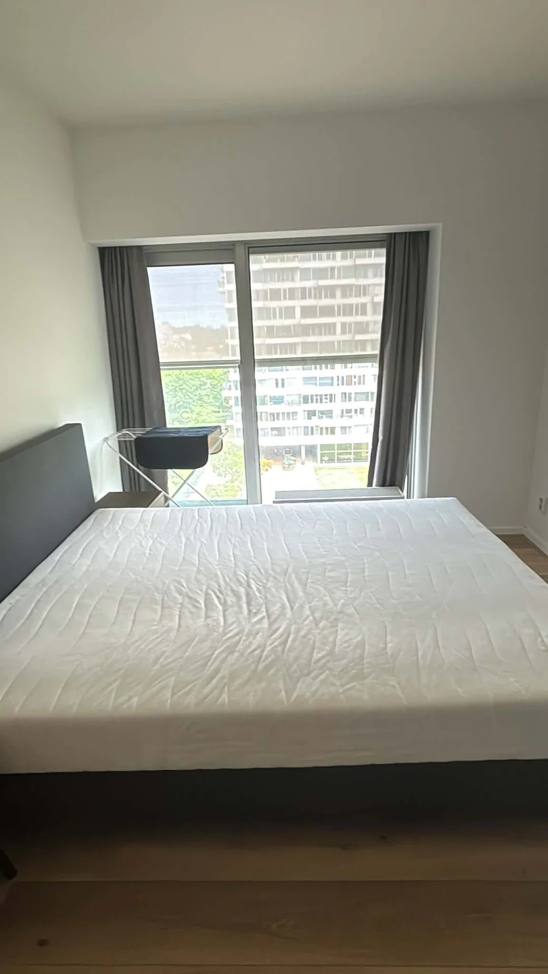 Foto van de Kamer gelegen aan de Jan van Zutphenstraat in Amsterdam