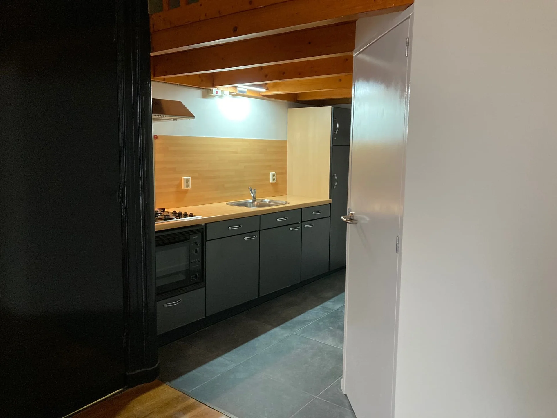 Foto van de Appartement gelegen aan de Oudezijds Voorburgwal in Amsterdam