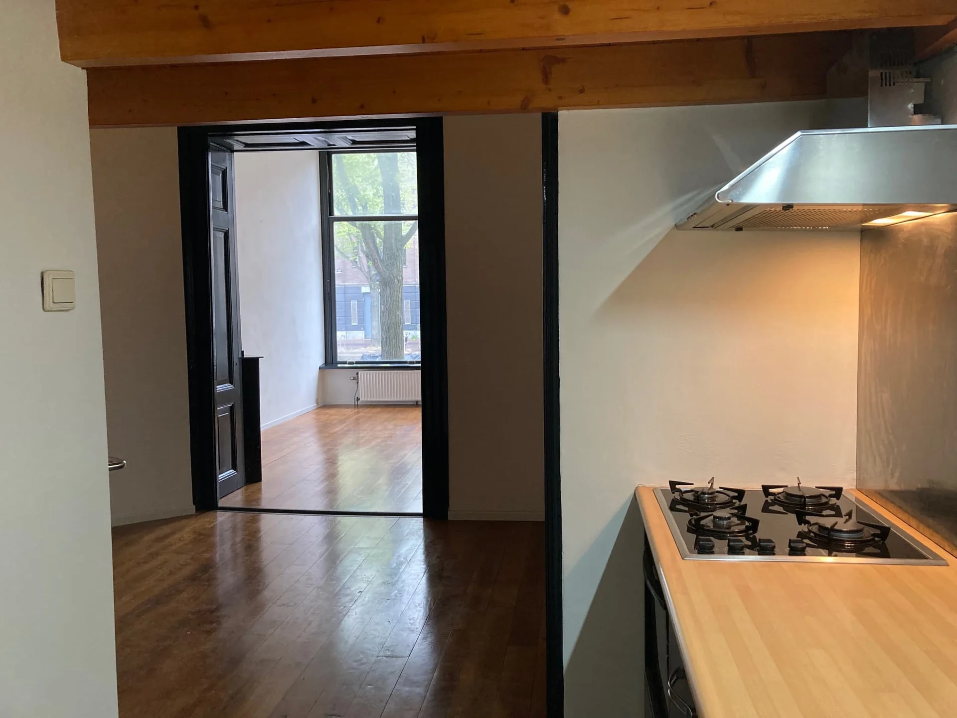 Foto van de Appartement gelegen aan de Oudezijds Voorburgwal in Amsterdam