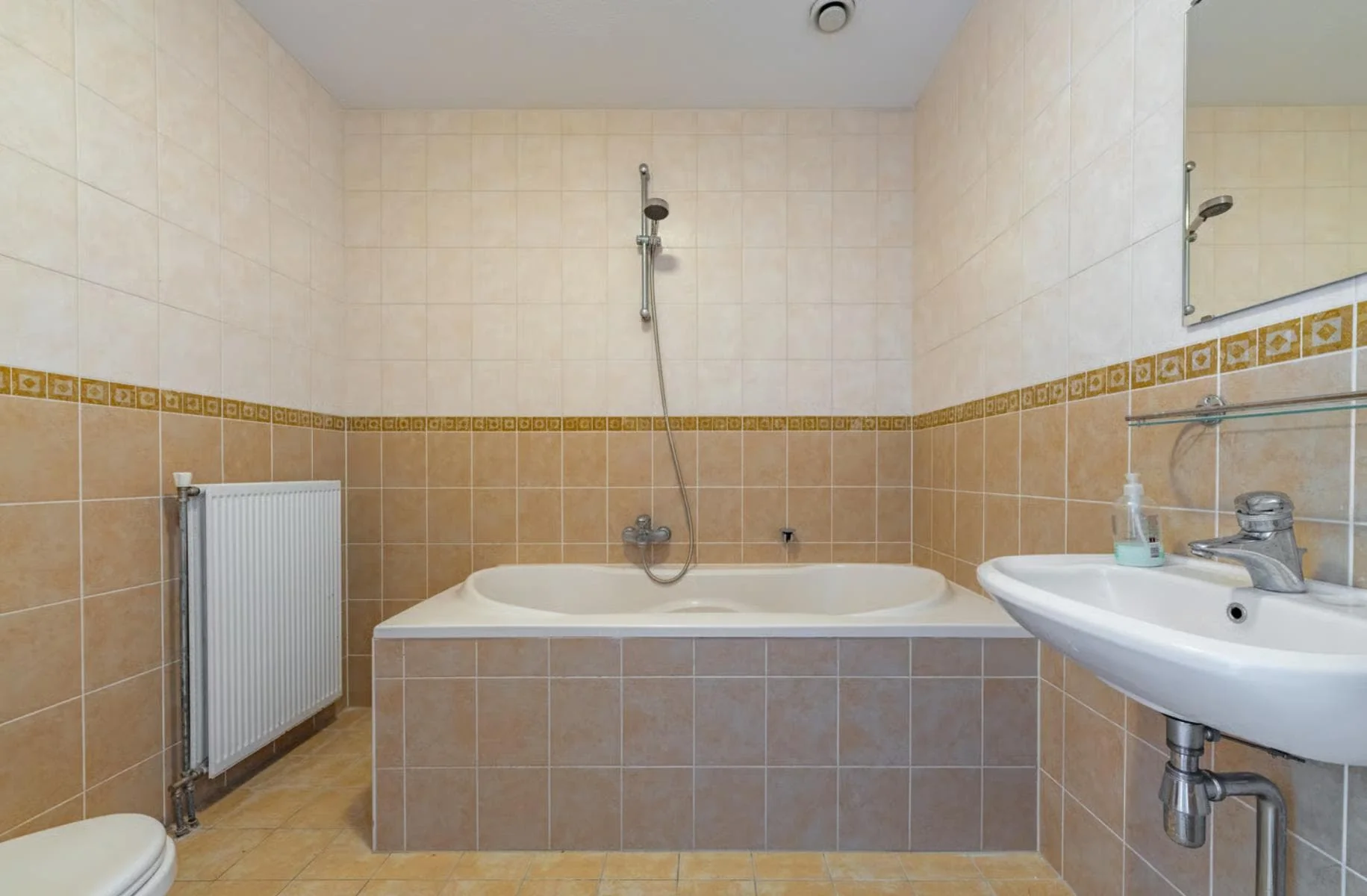 Foto van de Kamer gelegen aan de Peter van Straatenhof in Almere