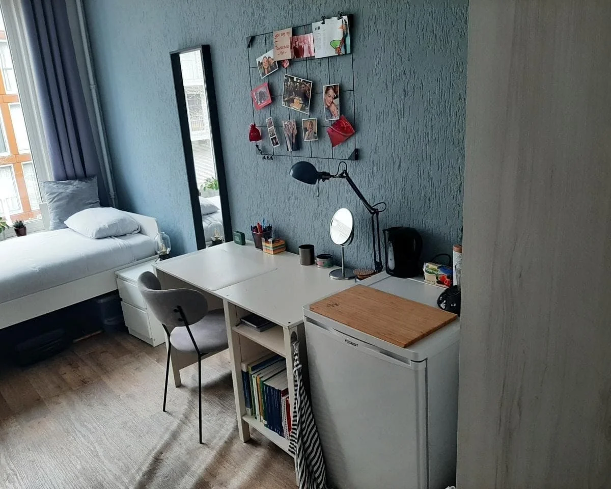 geblurde versie van de foto als achtergrond