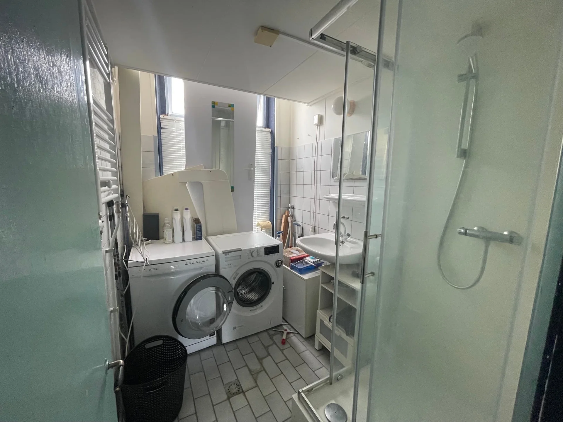 Foto van de Kamer gelegen aan de Eemskanaal in Groningen