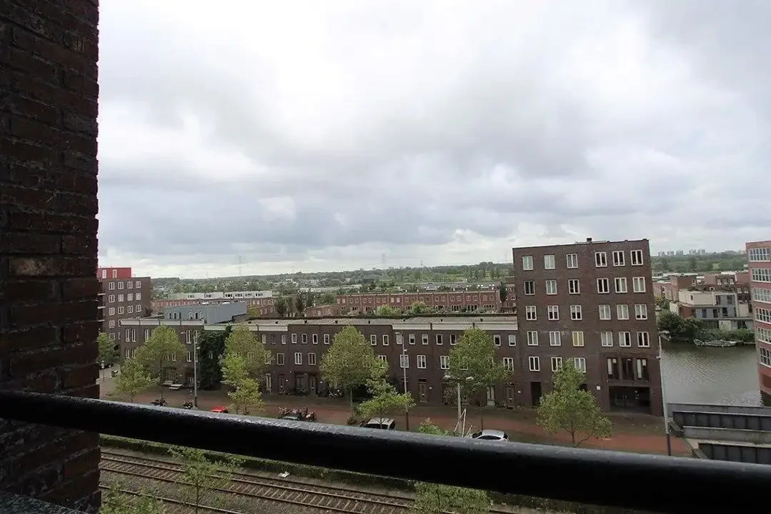 Foto van de Appartement gelegen aan de Julius Pergerstraat in Amsterdam