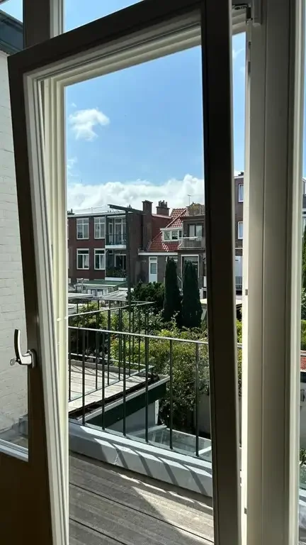 Foto van de Appartement gelegen aan de Lippe-Biesterfeldweg in Den Haag